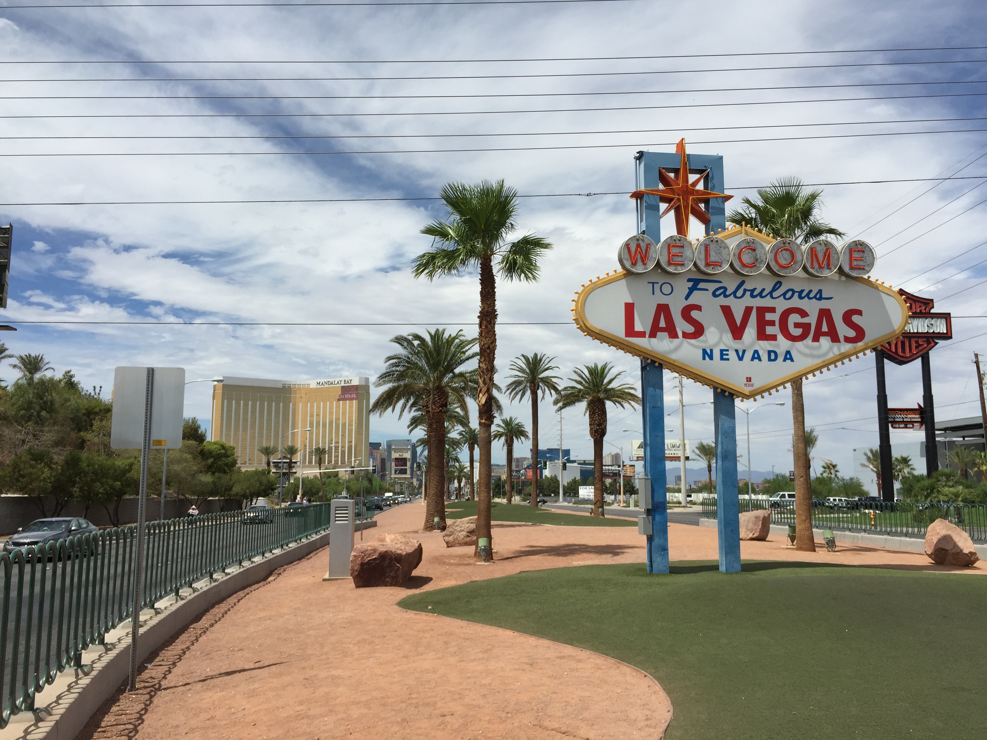 Welcome to Fabulous Las Vegas sign - Wikipedia