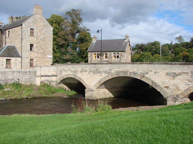 Abbey Bridge, Jedburgh - geograph.org.uk - 573205