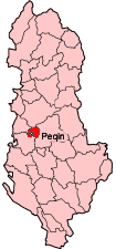 Mapa koja pokazuje distrikt Peqin u okviru Albanije