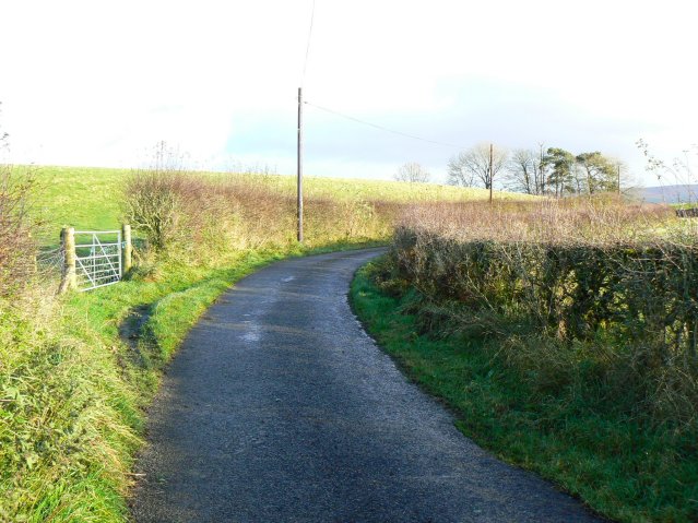 File:Bend by the gate - geograph.org.uk - 609952.jpg