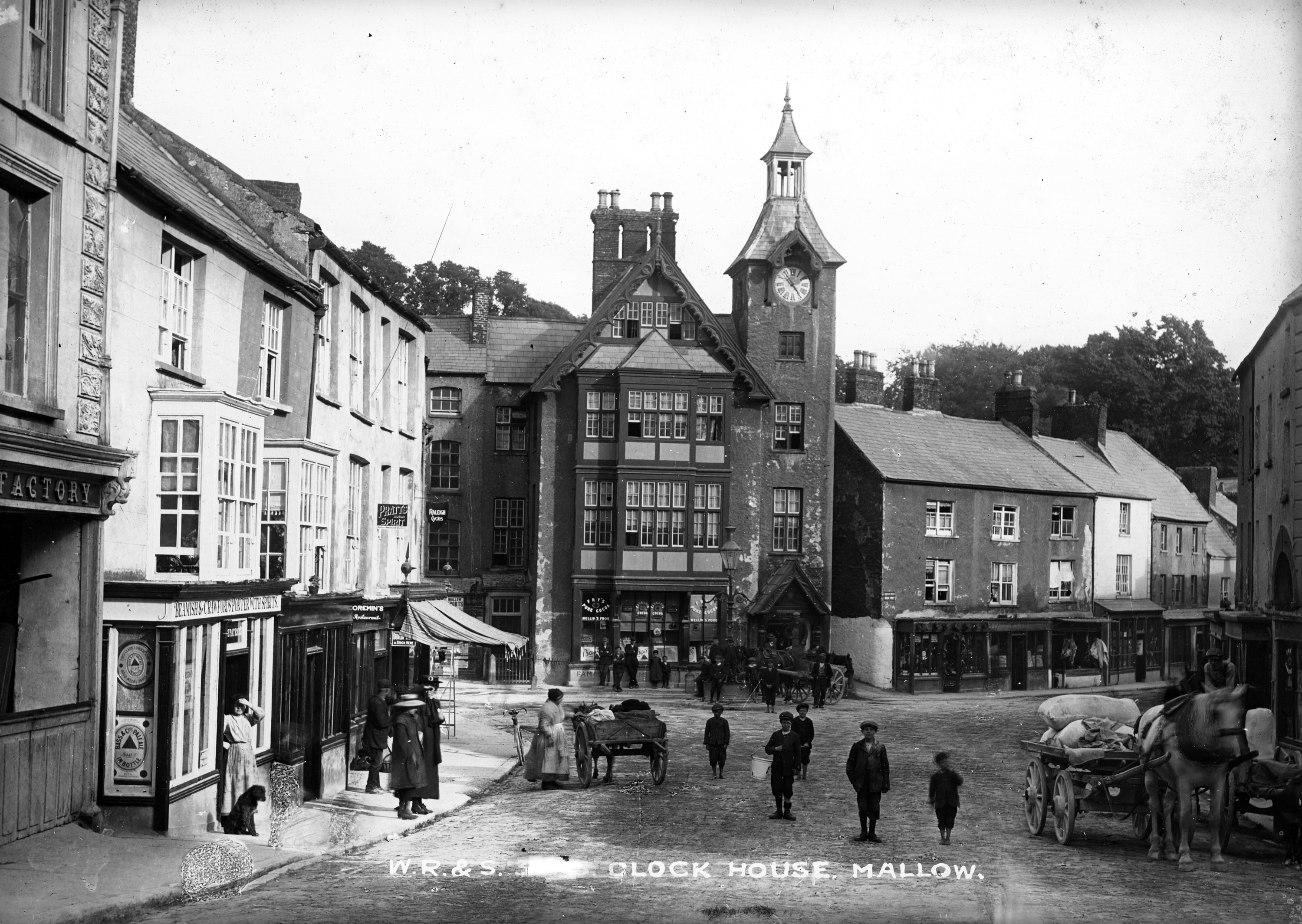 File:Clock House, Mallow (6927020518).jpg - Wikipedia