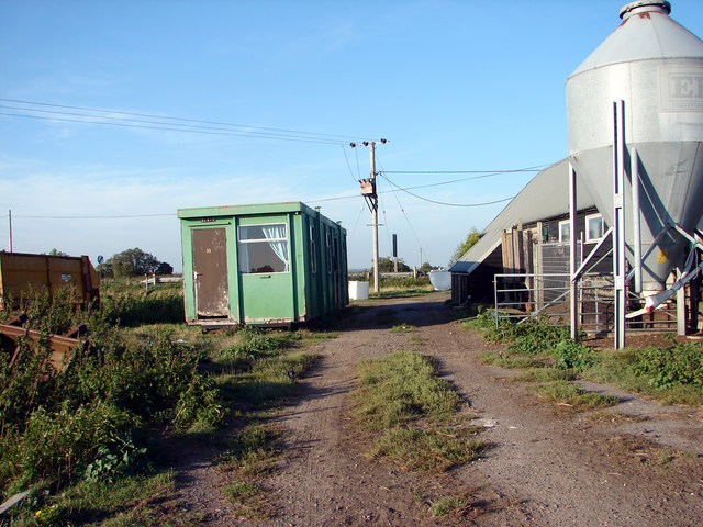 File:Footpath near Offley Bottom. - geograph.org.uk - 245125.jpg