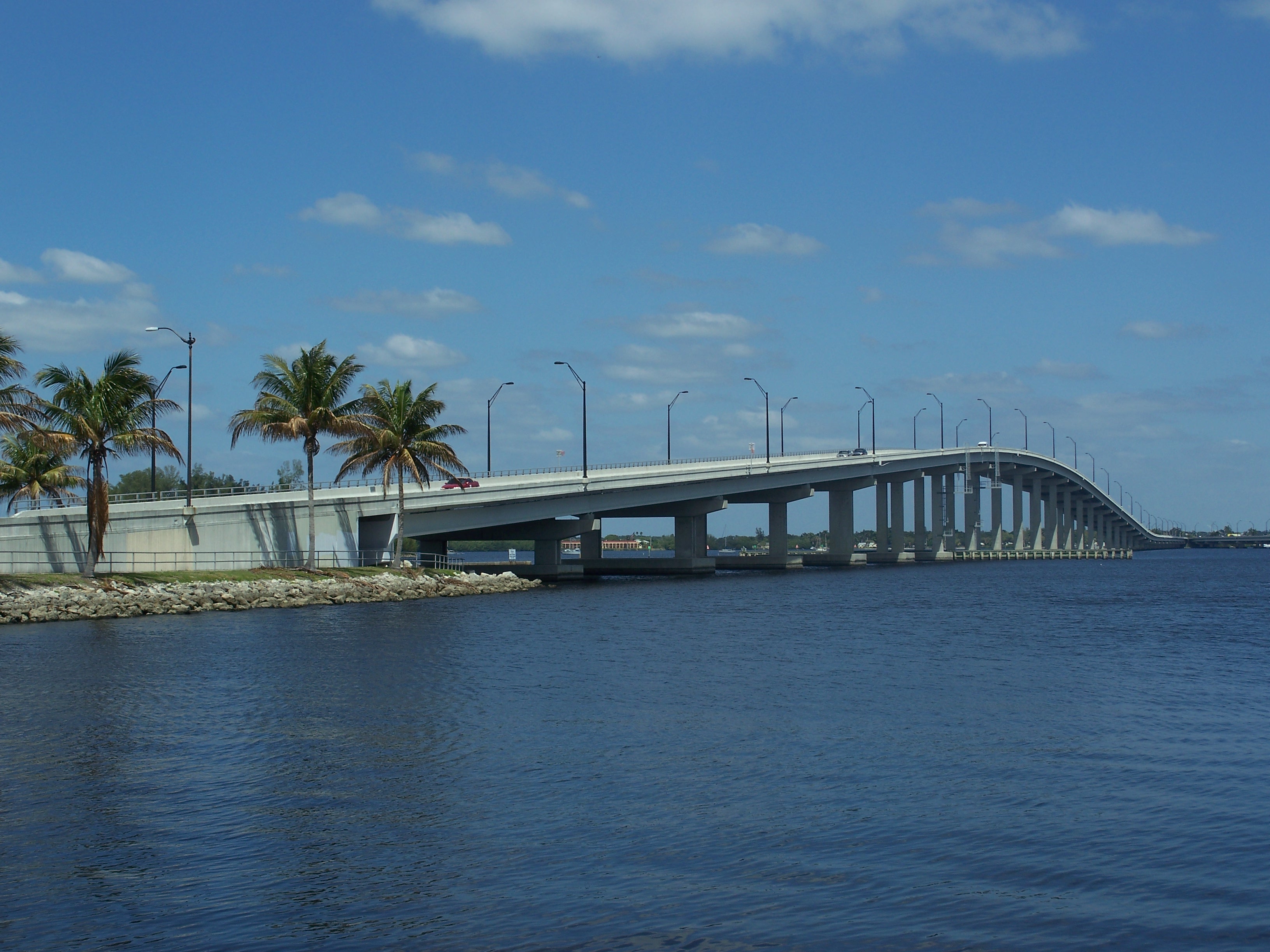 Fort Myers FL US 41 Edison Bridge west01.jpg