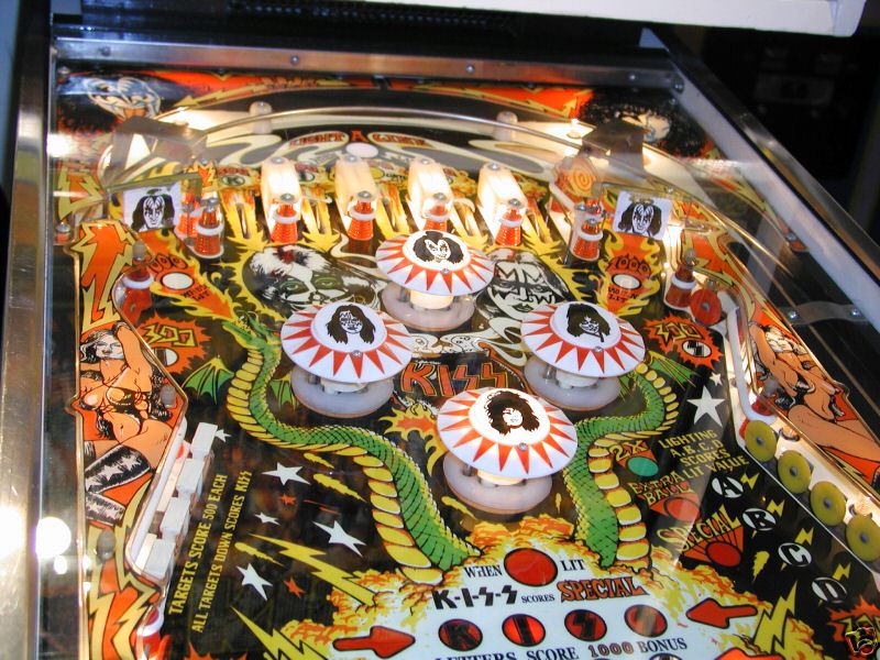 File:German KISS Pinball machine 3.jpg