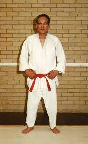 Haku Michigami, 9e dan, directeur technique de 1965 à 1971 du Collège national des ceintures noires (CNCN) de la Fédération nationale de judo traditionnel (FNJT).