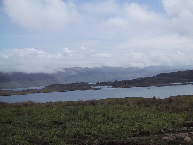 File:Loch Tuath - geograph.org.uk - 972119.jpg