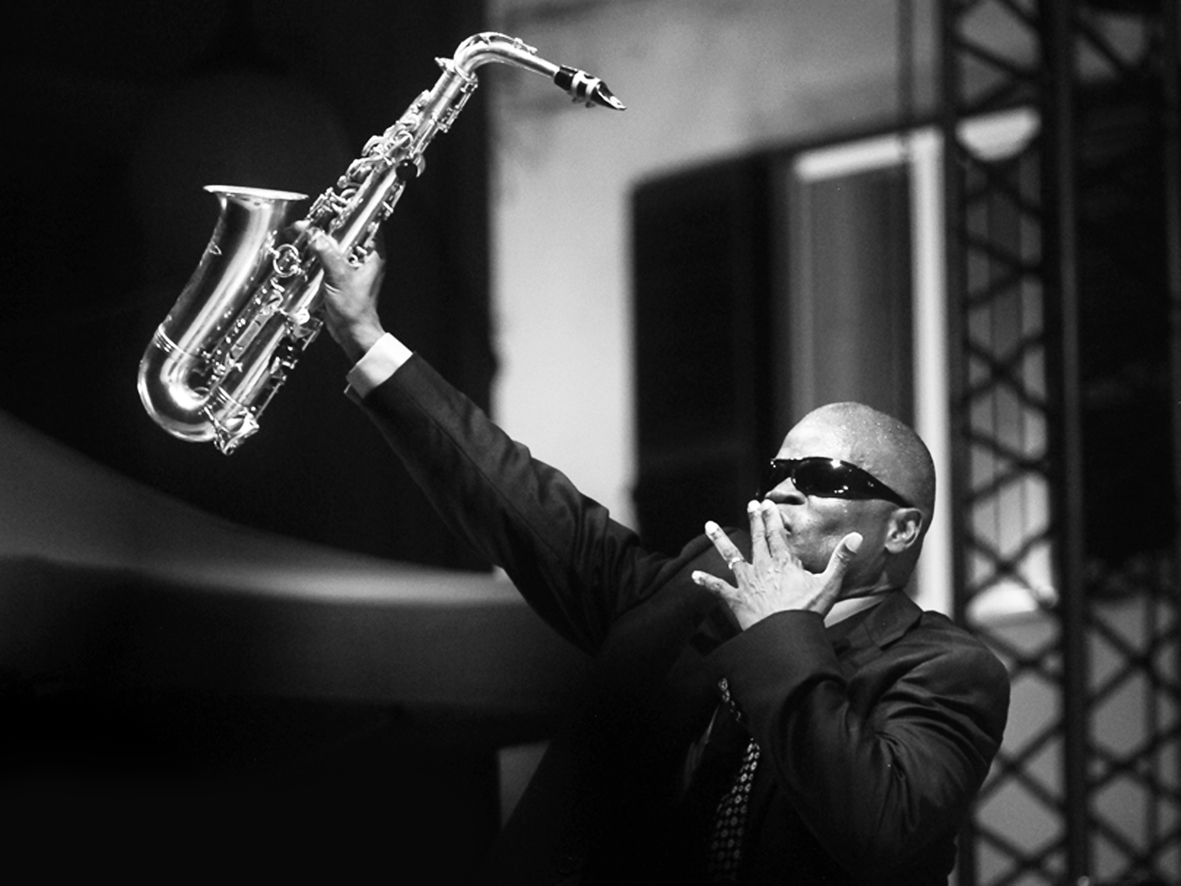 Maceo Parker Band Liri Blues 2009.jpg