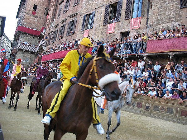 File:Palio2006.jpeg