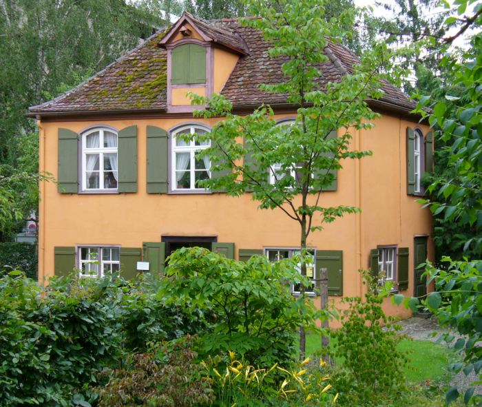 File:Wieland-Gartenhaus-BC.jpg