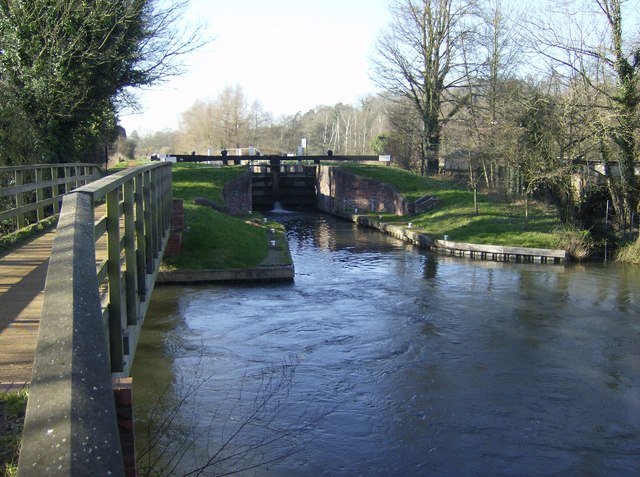 Woolhampton Lock