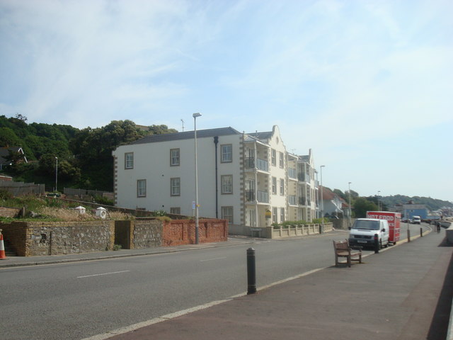 File:A259, Sandgate - geograph.org.uk - 1333218.jpg