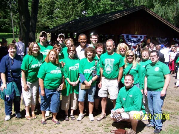 File:AFSCME members with Barack Obama 2008-08-24.jpg