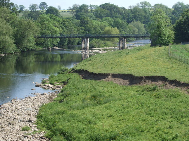 File:A bridge over the Tees in Gainford - geograph.org.uk - 459175.jpg