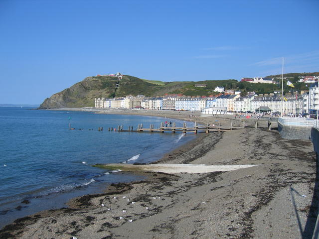 File:Aberystwyth seafront - geograph.org.uk - 243595.jpg