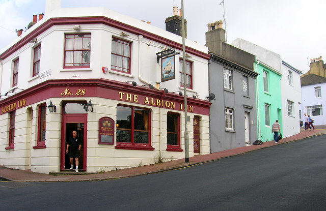 File:Albion Inn, Albion Hill - geograph.org.uk - 231698.jpg