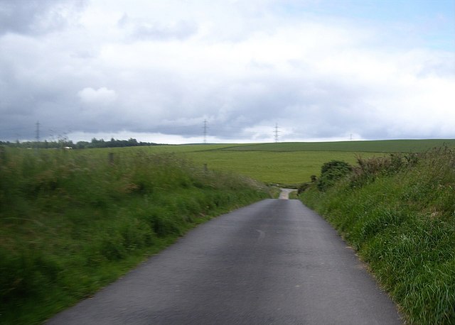 File:Approach to a T-junction - geograph.org.uk - 1391844.jpg