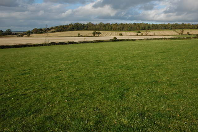 File:Farmland near Ockeridge Farm - geograph.org.uk - 1025268.jpg