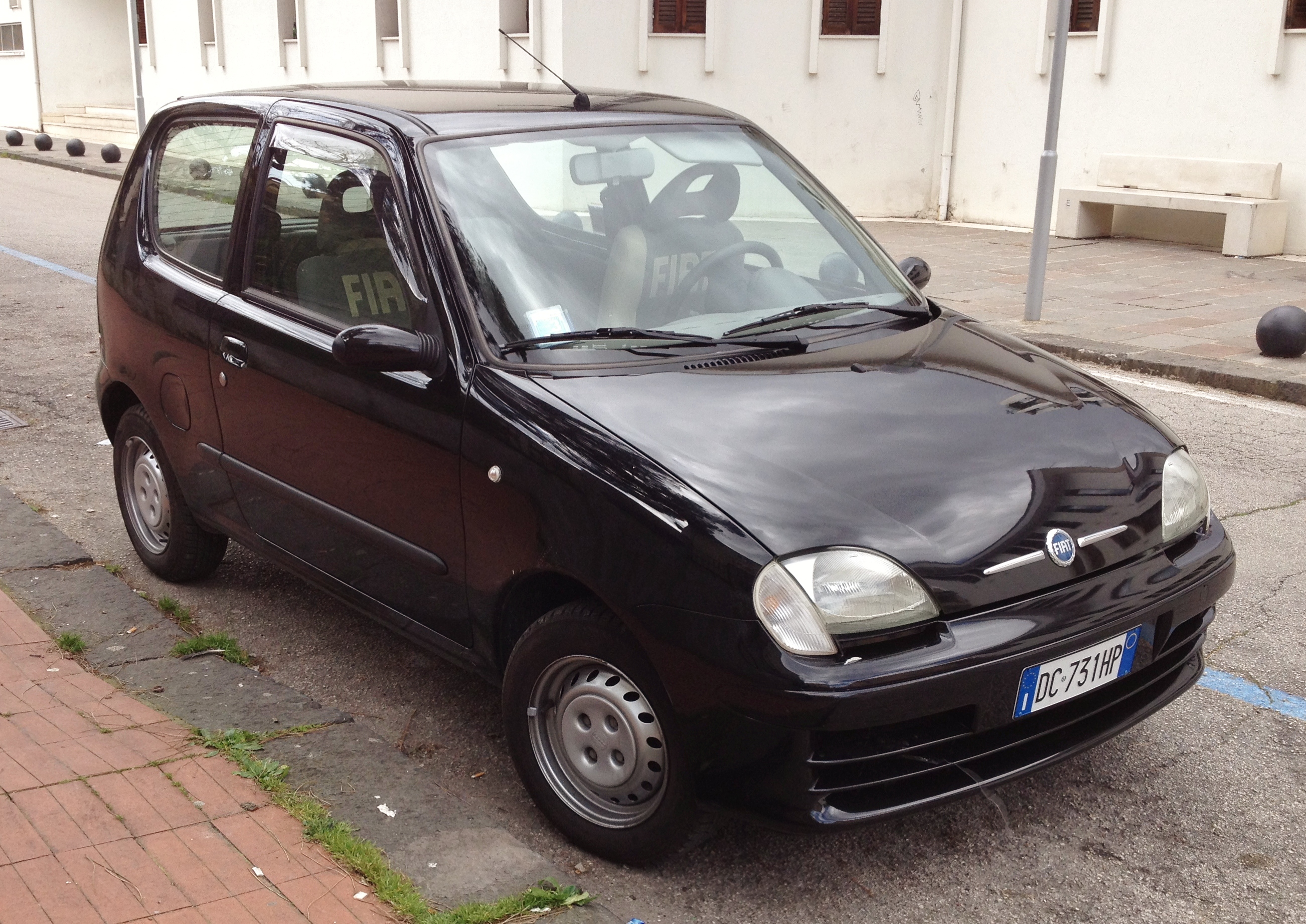 File:Fiat Seicento front 20080127.jpg - Wikimedia Commons