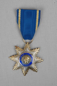 <span class="mw-page-title-main">Order of Ismoili Somoni</span> Tajikistans highest distinction