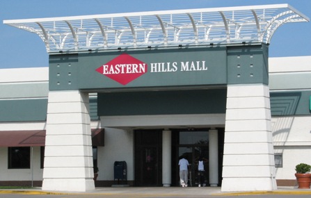 File:Short Hills Mall store 03.jpg - Wikimedia Commons