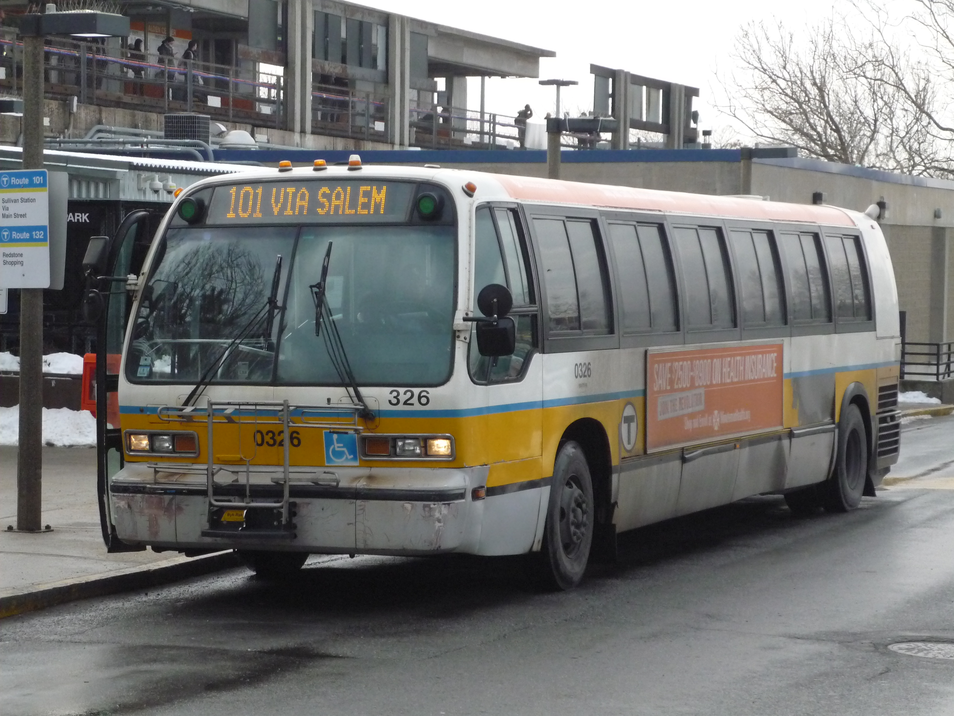 File Mbta Route 101 Bus At Malden Center Station January 2016 Jpg Wikimedia Commons
