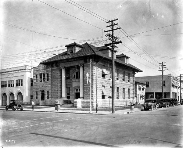 File:Miami city hall 1923.jpg