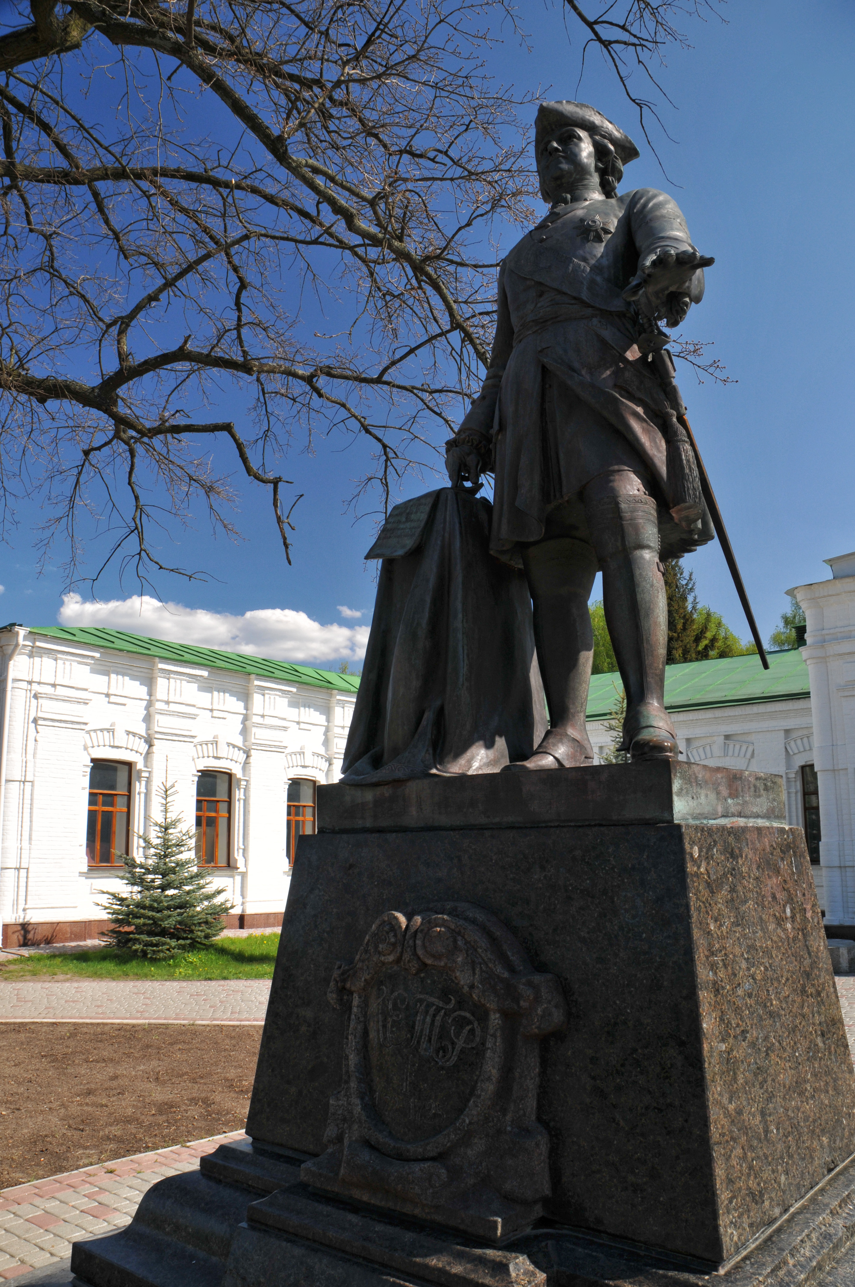 памятник петру 1 на московском вокзале санкт петербурга