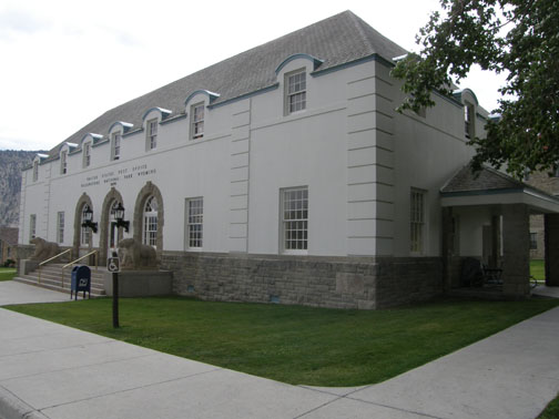 File:Post Office, Mammoth Hot Springs.jpg