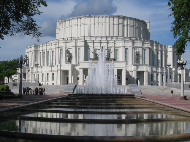 File:Theatre opera&ballet, Minsk.JPG