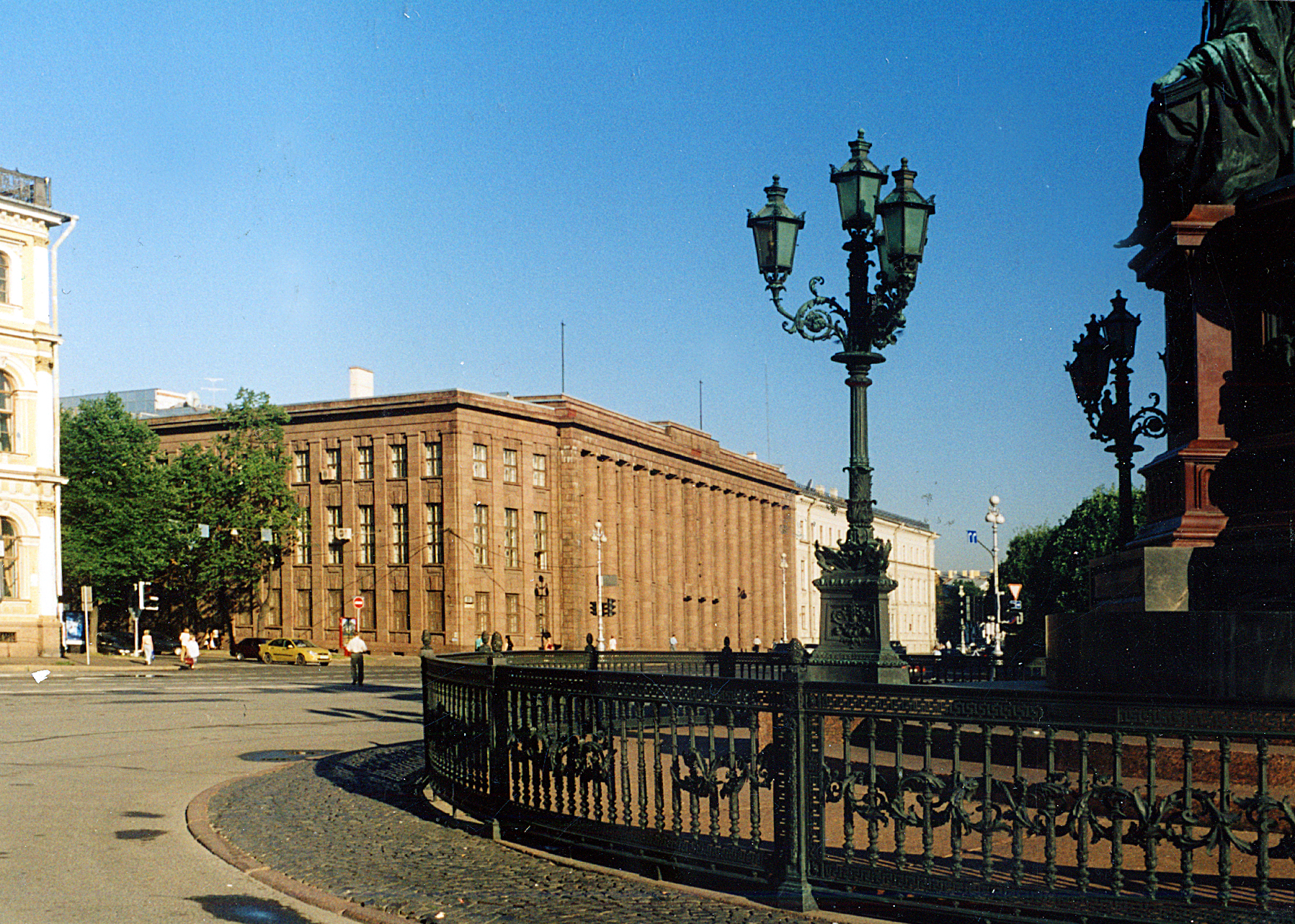 посольства в санкт петербурге