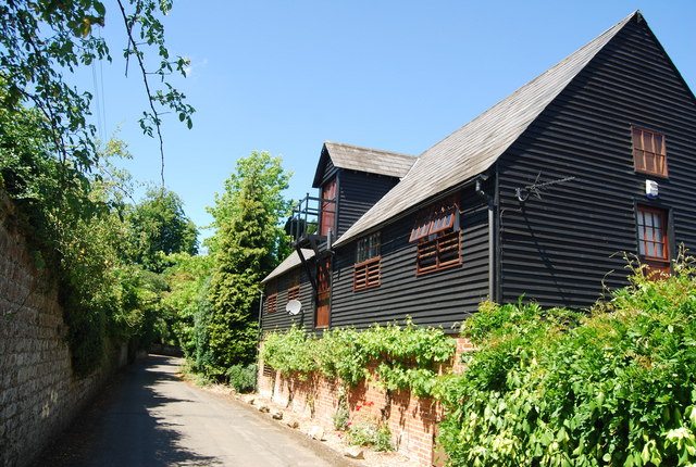 File:Aldon Barn, Aldon Lane - geograph.org.uk - 2066458.jpg