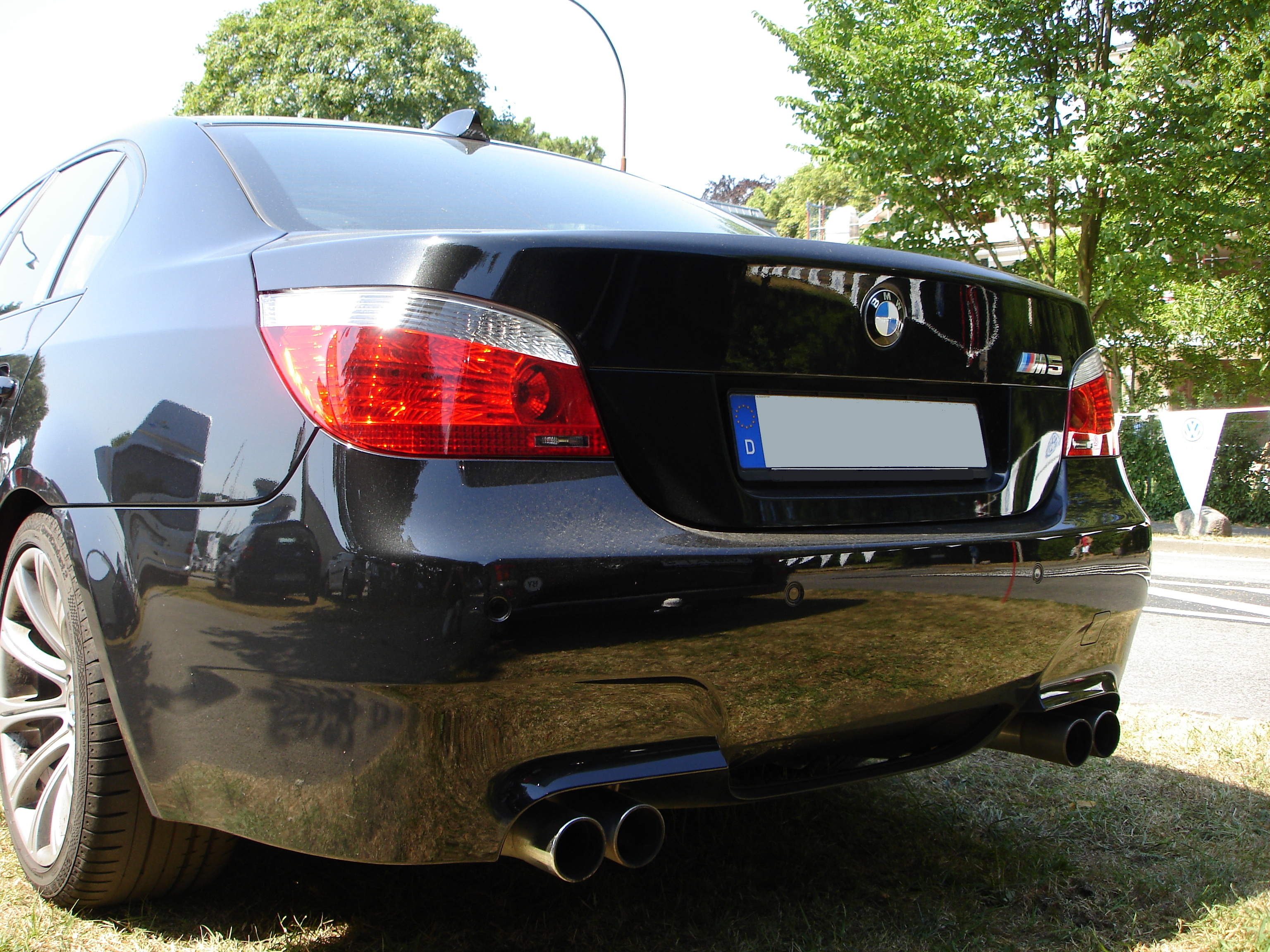 File:BMW M5 rear.jpg - Wikimedia Commons