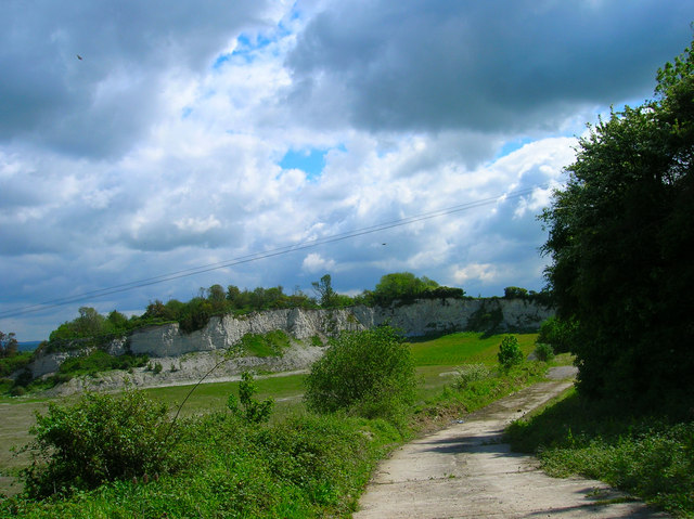 File:Balcombe Pit, Glynde - geograph.org.uk - 177437.jpg