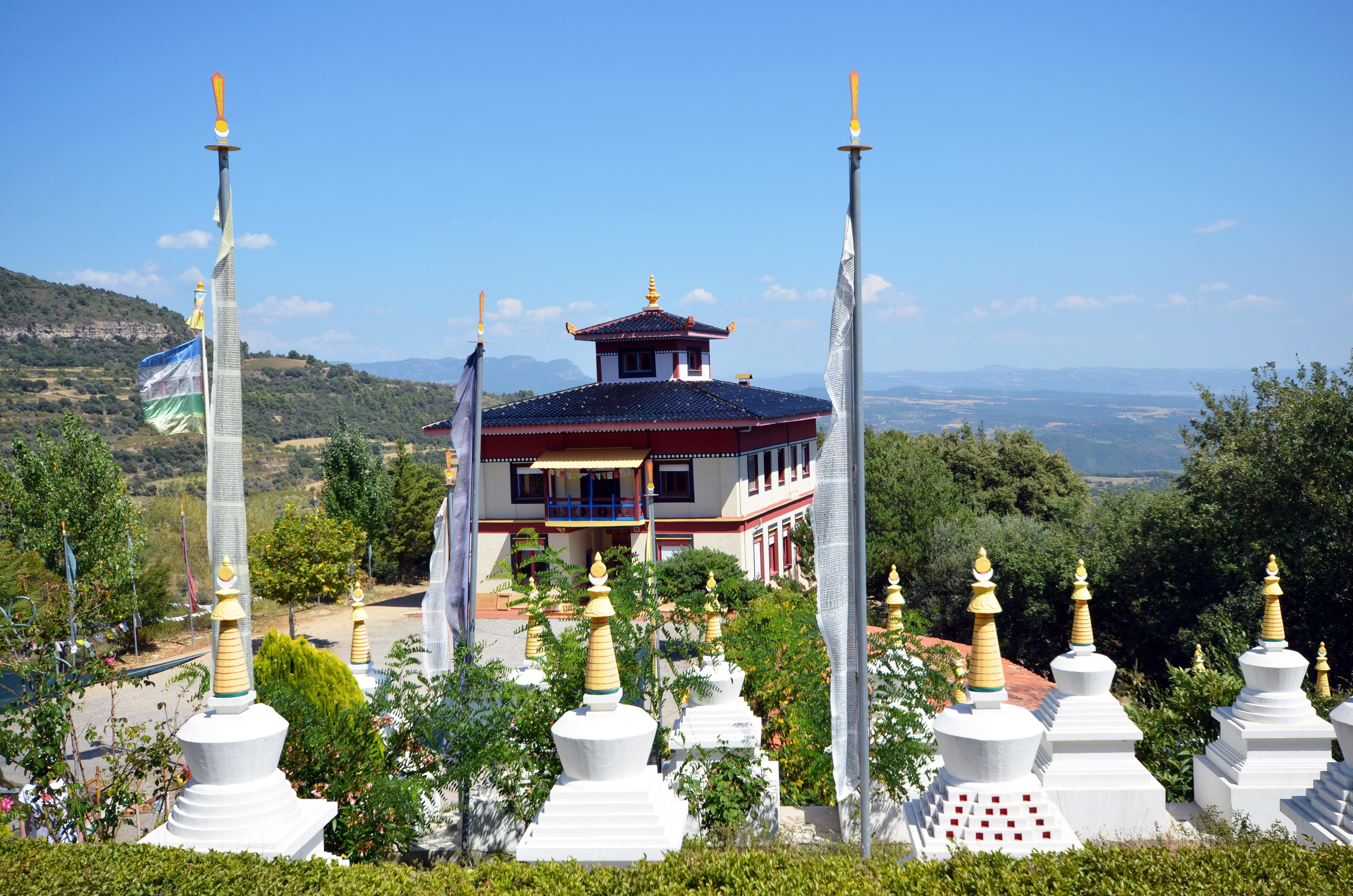 Центр буддизма. Sogyal PANGCHUNG храм.