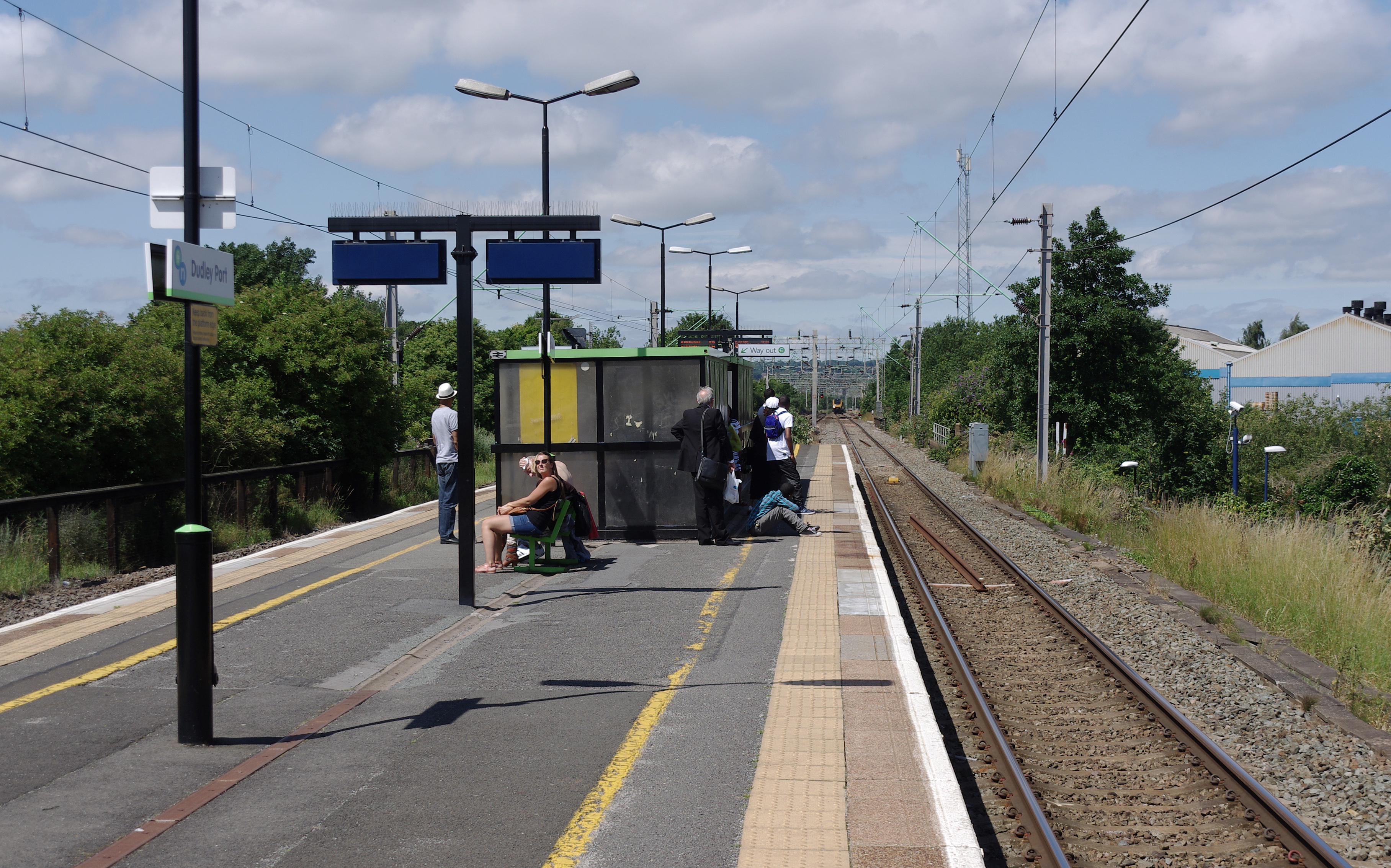 Dudley Port railway station