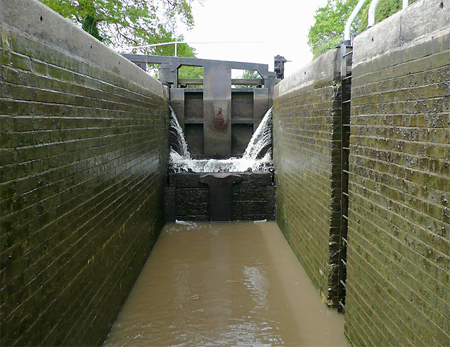 File:Hurleston Lock No 1.jpg