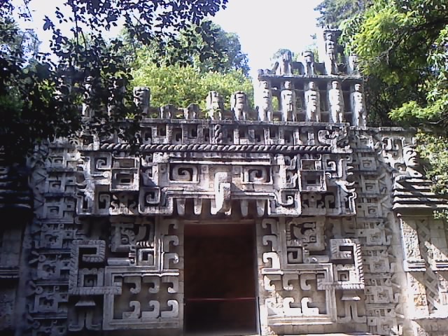 File:Museo de Antropología..jpg