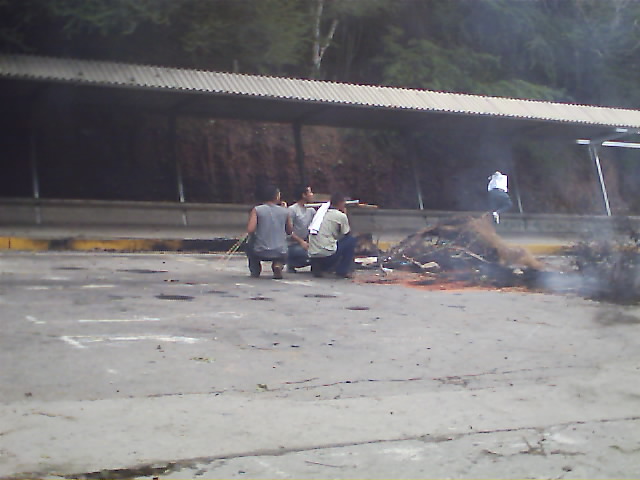 File:Protestas en la Universidad de Oriente Núcleo Nueva Esparta 5.JPG