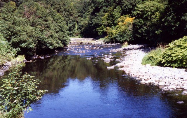 File:River Roe flowing through The Roe Valley Country Park, Limavady. - geograph.org.uk - 542102.jpg