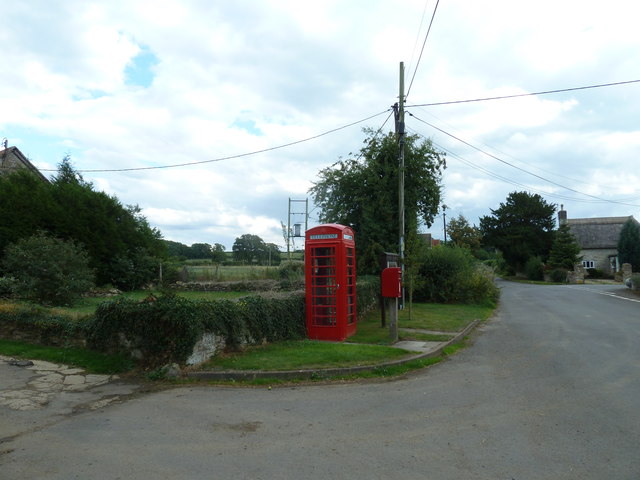 File:Rush hour in Purse Caundle - geograph.org.uk - 3649231.jpg