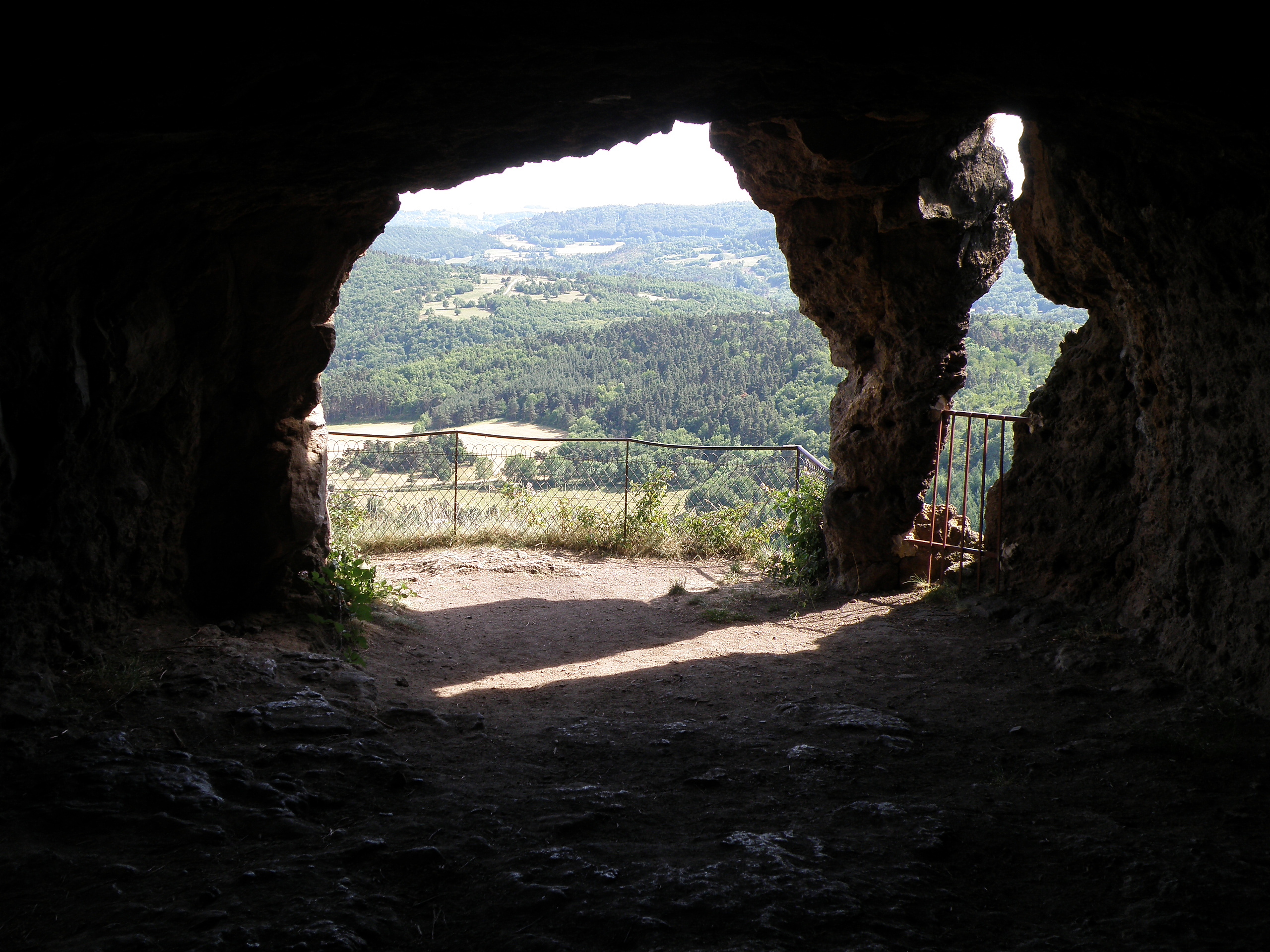 Les Grottes de Châteauneuf  France Auvergne-Rhône-Alpes Puy-de-Dôme Saint-Nectaire 63710