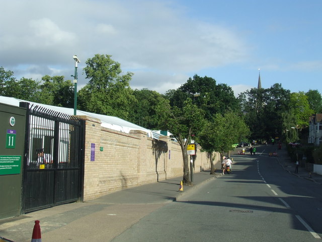 File:Somerset Road, Wimbledon - geograph.org.uk - 1950952.jpg