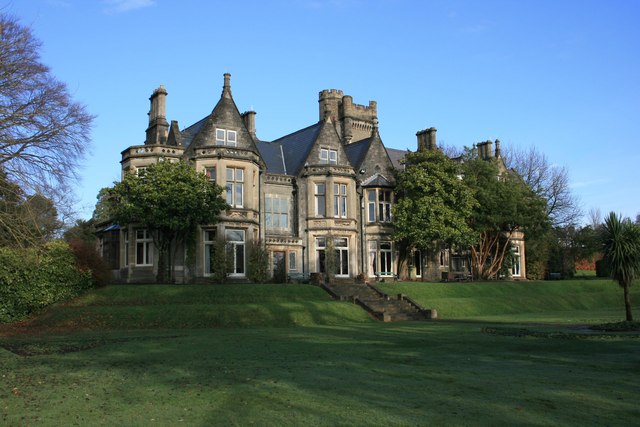 File:The south front, Insole Court, Llandaff - geograph.org.uk - 1258075.jpg