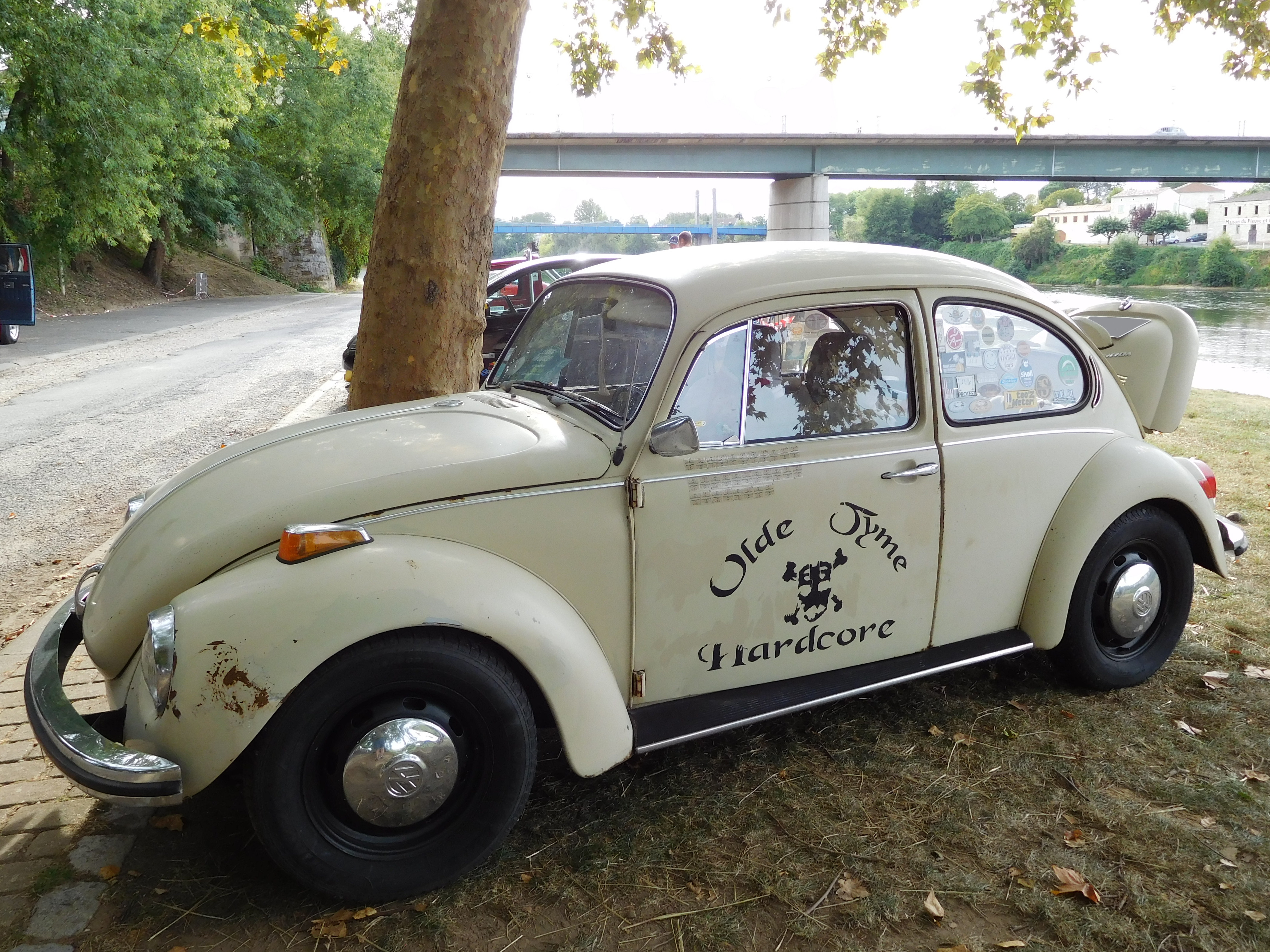 File Volkswagen Coccinelle beige 1 .jpg Wikimedia Commons