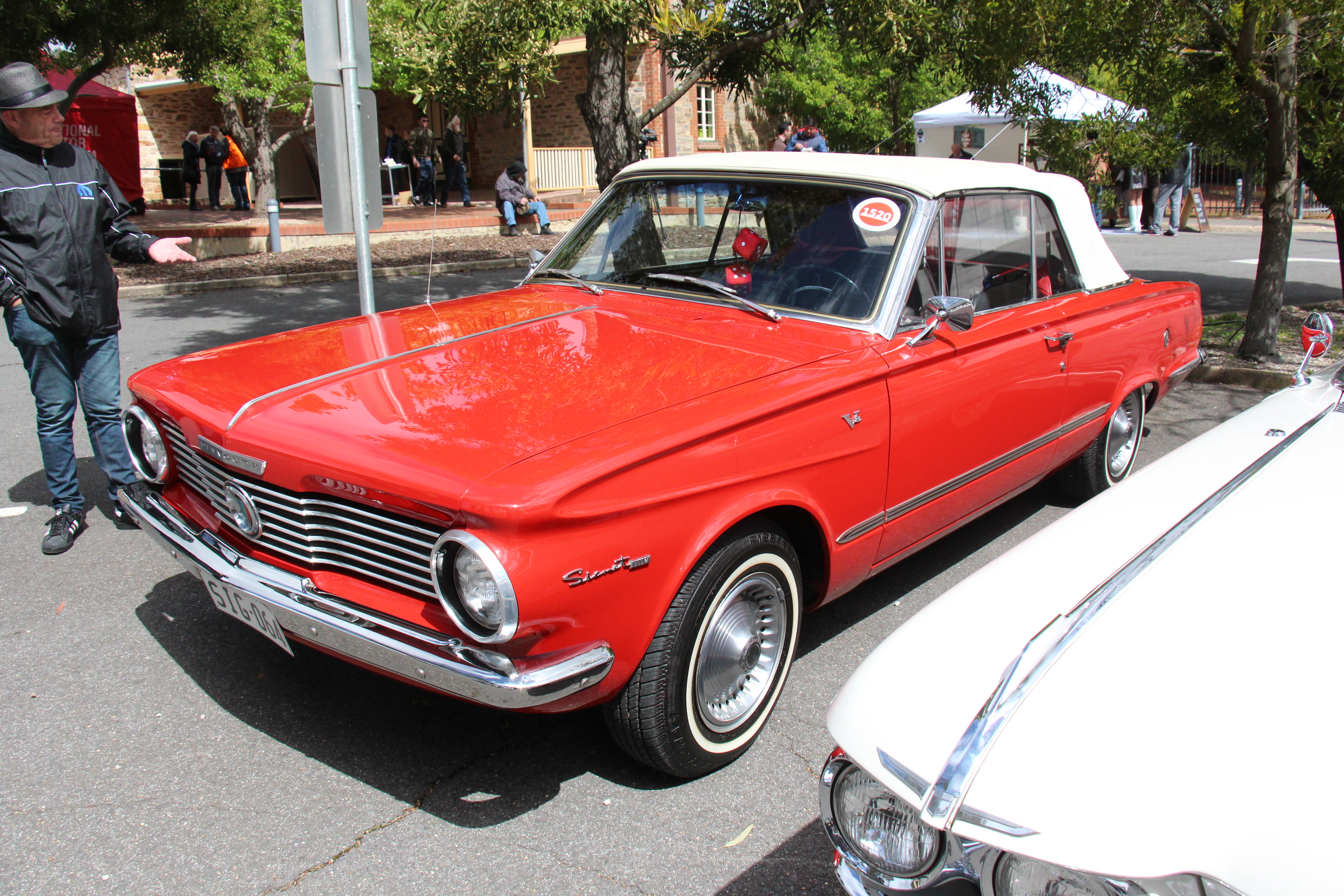 File:1960 Plymouth Belvedere Sedan - Flickr - Sicnag.jpg - Wikipedia