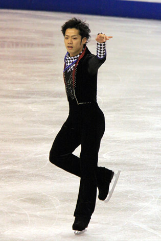 File:2009 Skate Canada Men - Daisuke TAKAHASHI - 5874a.jpg