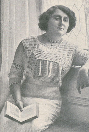 File:A ilustre pianista Sra. D. Adelia Heinz - Ilustração Portugueza (15Jun1914).png