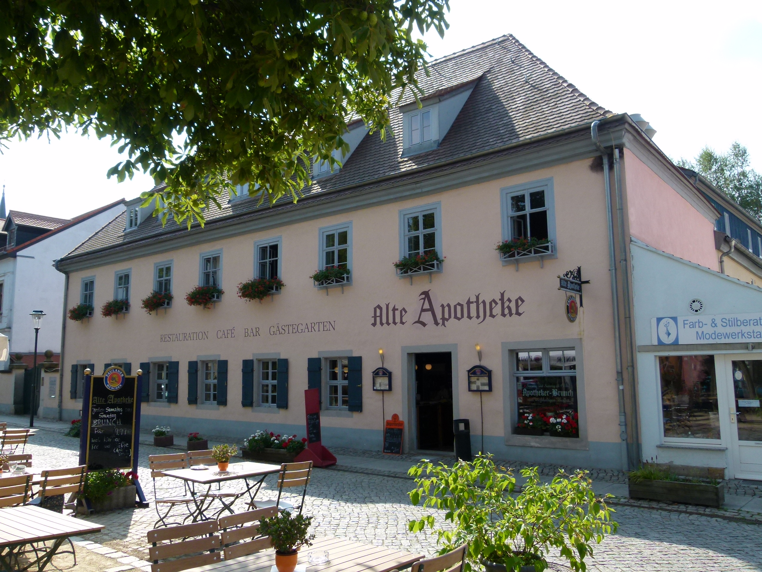 Denkmalgeschütztes Haus, Altkötzschenbroda 48, Radebeul, Sachsen