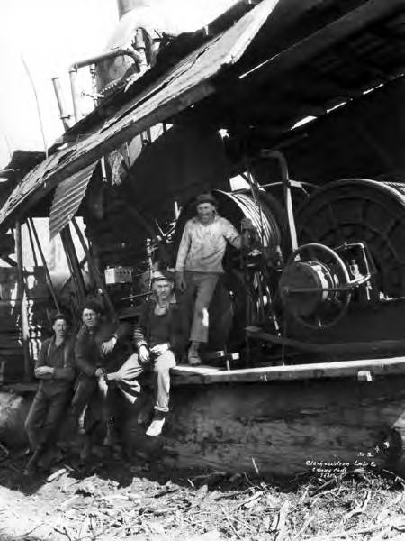 File:Close-up of crew with donkey engine, Clark & Wilson Lumber Company, Oregon, ca 1927 (KINSEY 2186).jpg