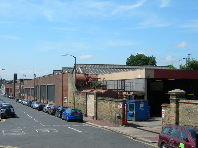 File:Conway Street, Hove - geograph.org.uk - 461388.jpg